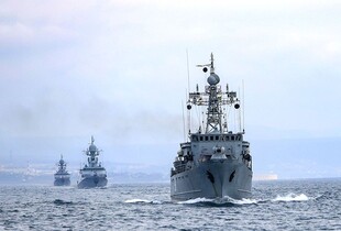 Окупанти тримають два носії 