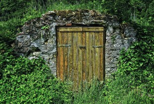 8 речей, які не варто тримати у підвалі — це небезпечно