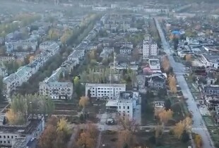 Українські військові зачистили будівлю міськради в Покровську (відео)