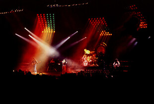 Queen не виступатиме в США: у рок-гурті назвали Америку 