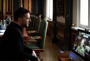 Ситуація на фронті напружена – росіяни намагаються посилити штурми – Зеленський