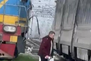 На Вінниччині зіткнулися тепловоз і поїзд 