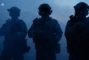 ГУР уразило два російських великих десантних кораблі у Криму (відео)