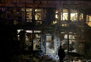 Росіяни вдарили по житловим кварталам в Одесі: є постраждалі